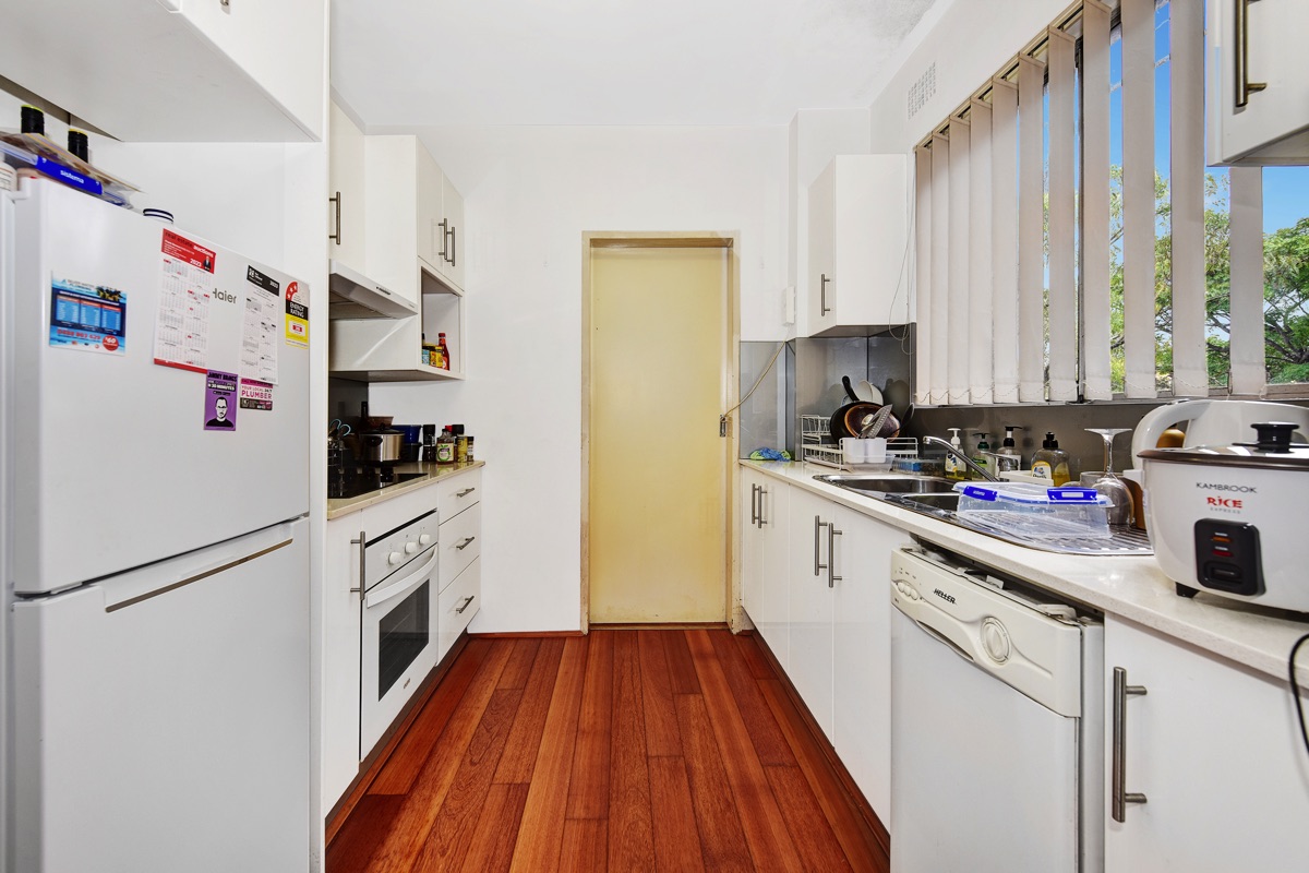 18/19-21 The Crescent, Berala
