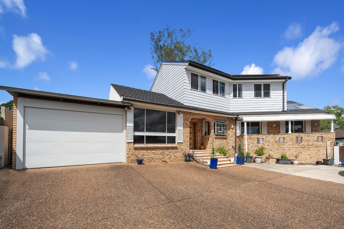 9 Needlewood Grove, Padstow Heights