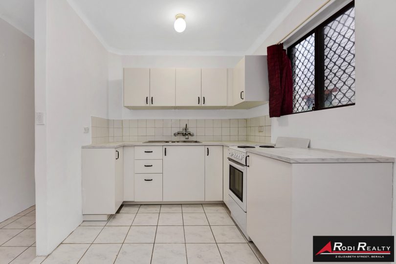 4/8 Edwin Street, Regents Park