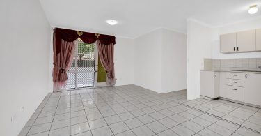 4/8 Edwin Street, Regents Park