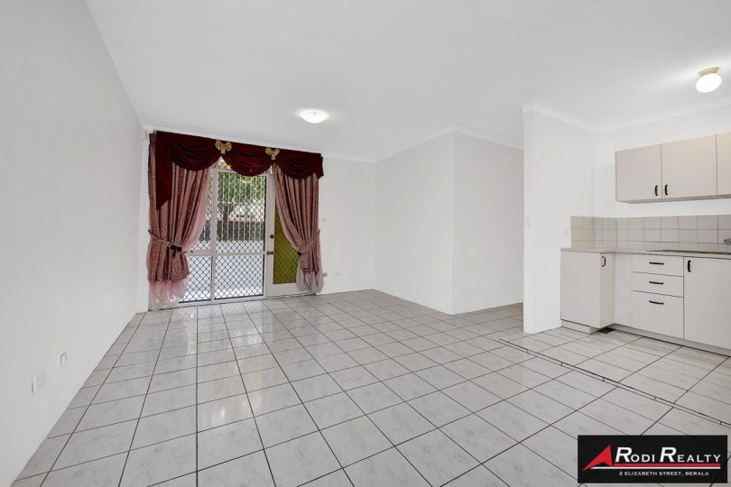 4/8 Edwin Street, Regents Park