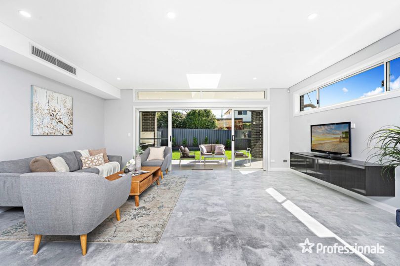 18 Brockman Avenue, Revesby Heights