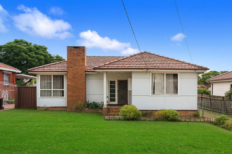 16 Adelaide Road, Padstow.