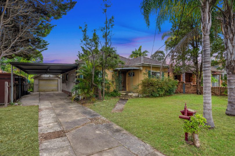 50-52 Forrest Road, East Hills