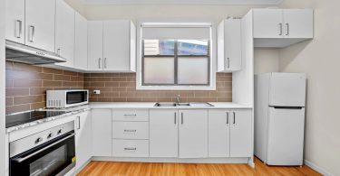 9 Alice St, Auburn