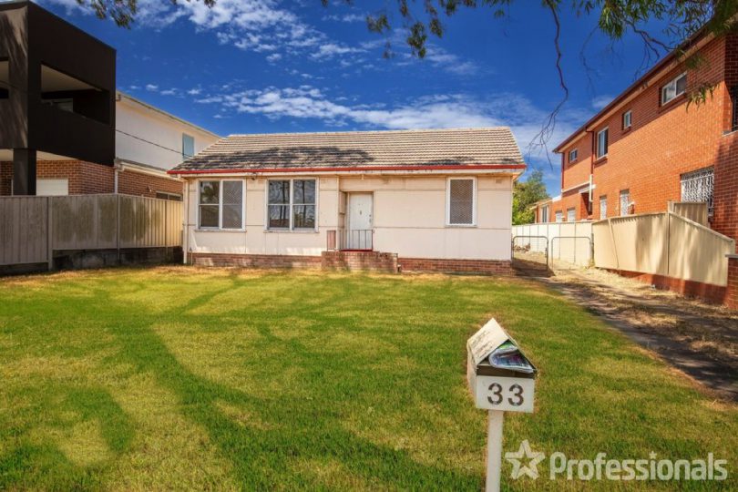 33 Benfield Parade, Panania